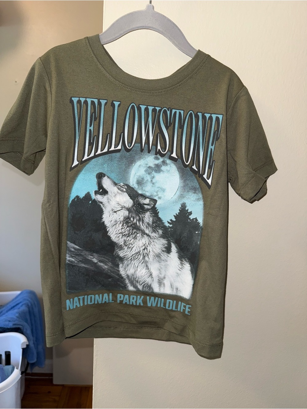 wonder nation Olive Green Yellowstone Wolf Graphic Tee with Blue Accents